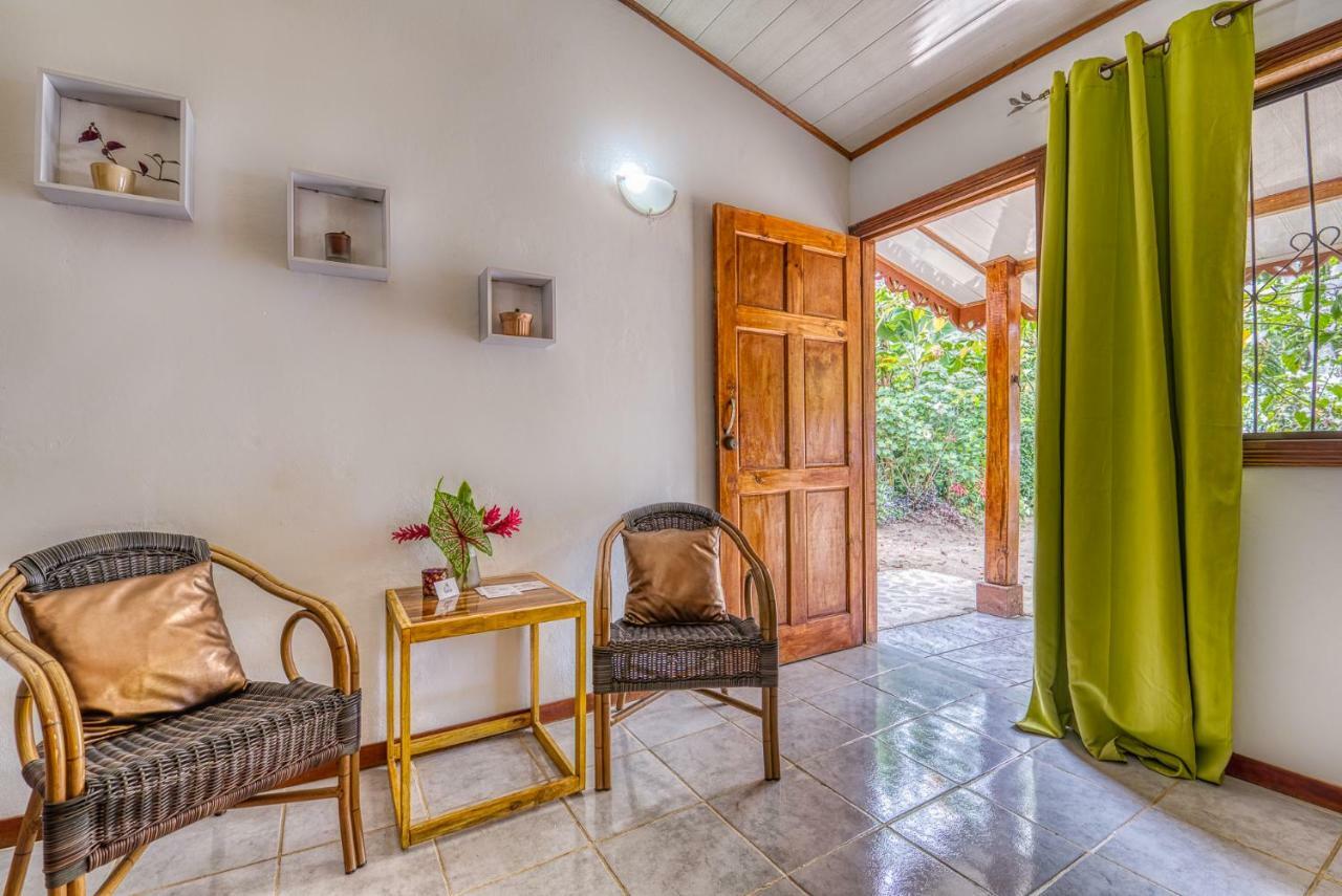 Yucca Beachfront Hotel Puerto Viejo de Talamanca Екстериор снимка